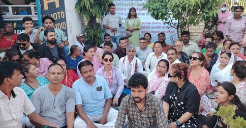  कोशीका पूर्वमुख्यमन्त्री केदार कार्कीद्धारा आमरण अनशन