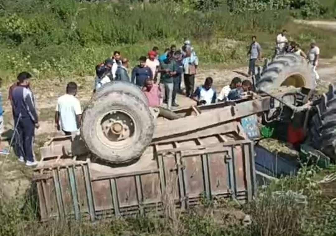 कैलालीमा मलामी बोकेको ट्याक्टर दुर्घटना, तीनको मृत्यु नौ घाइते