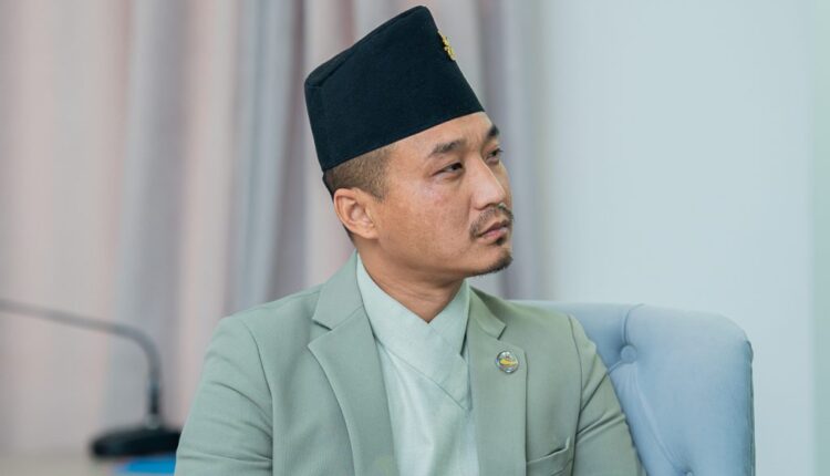 गृहमन्त्री सुधन गुरुङलाई तत्काल बर्खास्त गर्न माग